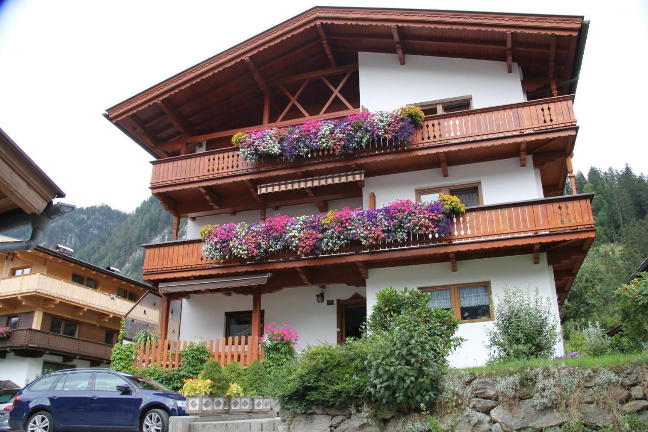 Pension Schwemberger Mayrhofen Exterior foto