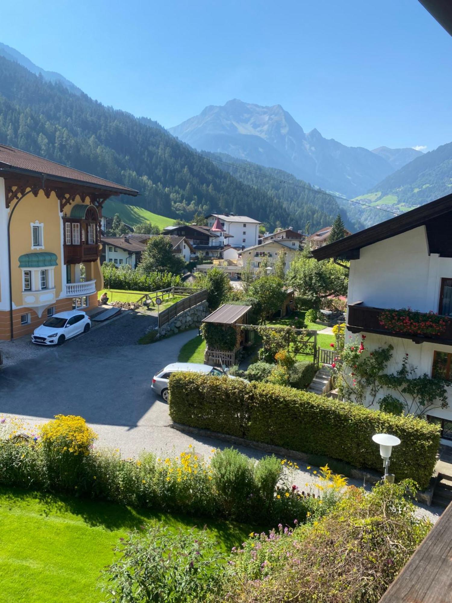 Pension Schwemberger Mayrhofen Exterior foto
