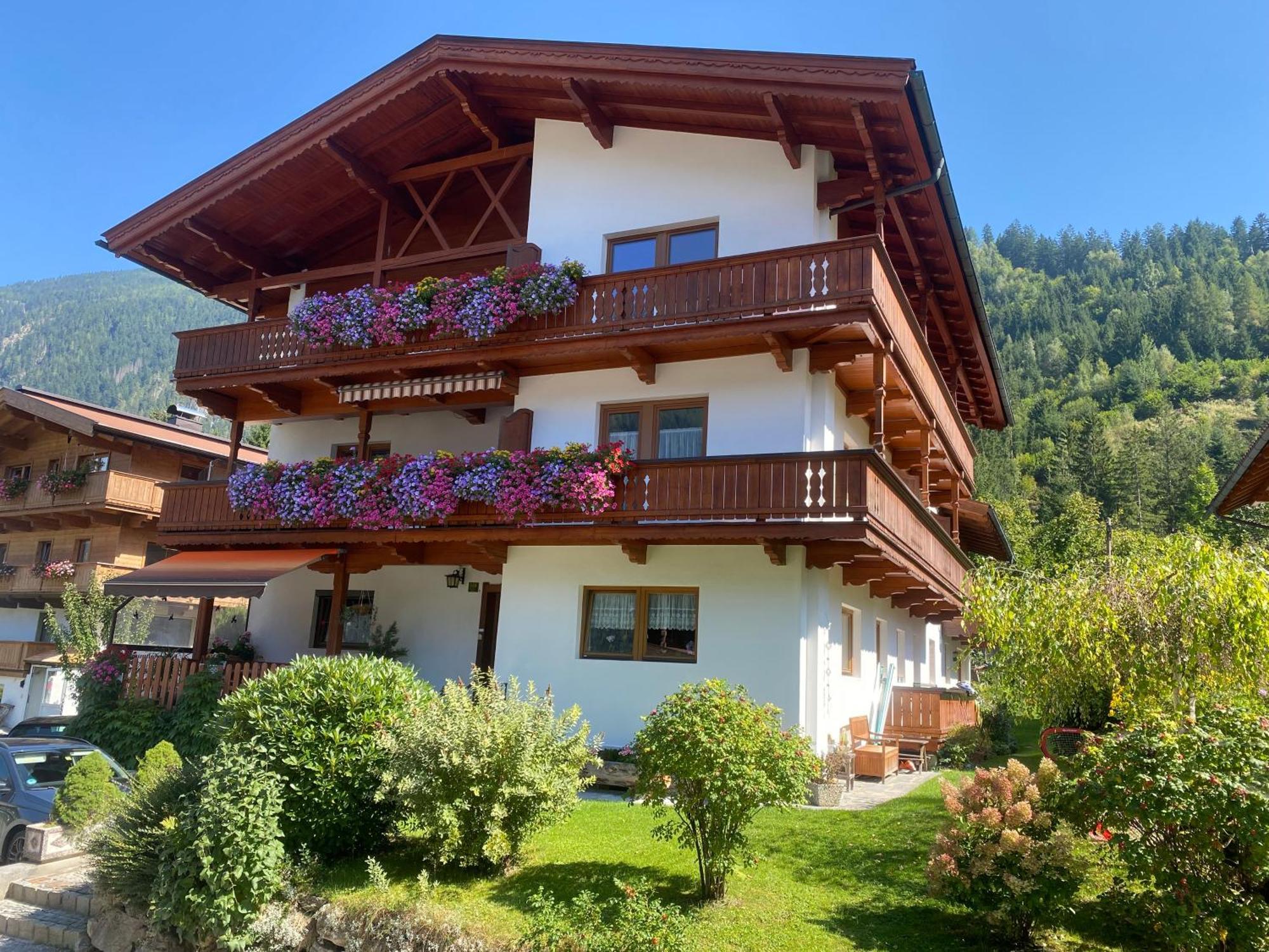 Pension Schwemberger Mayrhofen Exterior foto