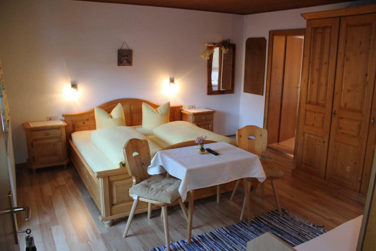 Pension Schwemberger Mayrhofen Exterior foto